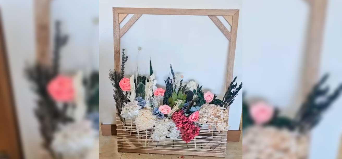 DIY-3D-Floral-Frame-with-Preserved-Roses-007 DIY-3D-Floral-Frame-with-Preserved-Roses-007